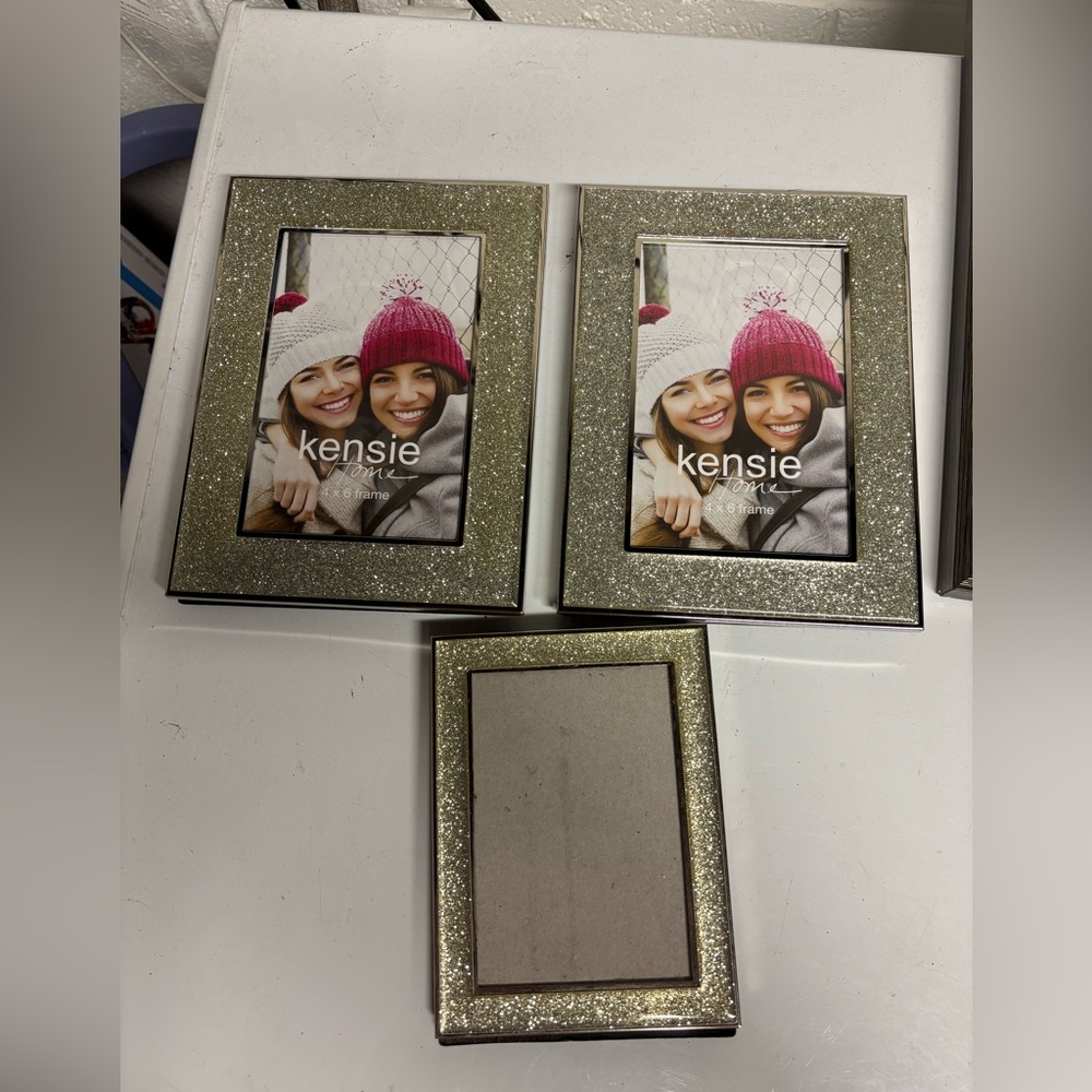 Kensie Sparkling Silver Picture Frame Trio